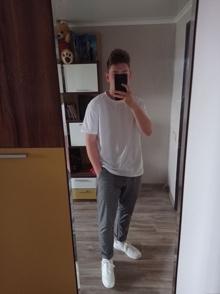 ,   Egor, 21 ,   ,   