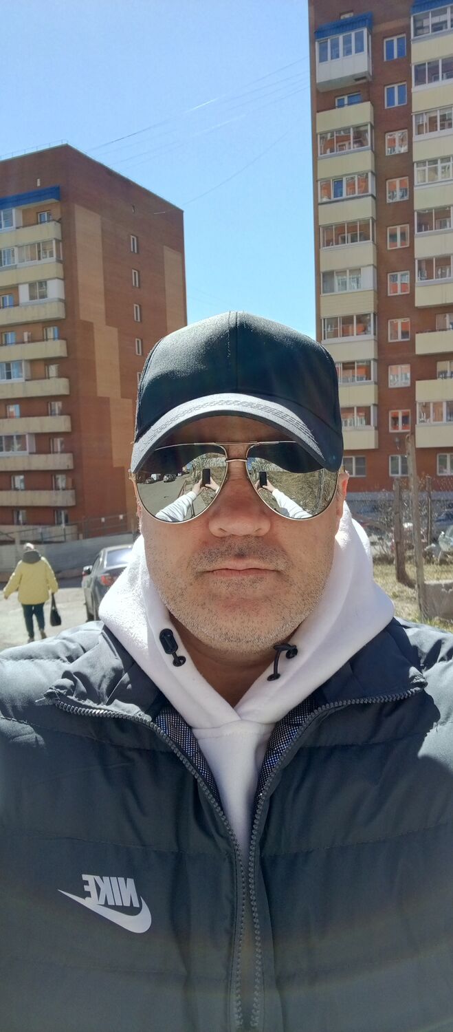  ,   Anatoly, 42 ,   ,   , c 