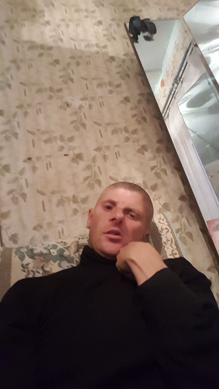  24085626  , 40 ,    
