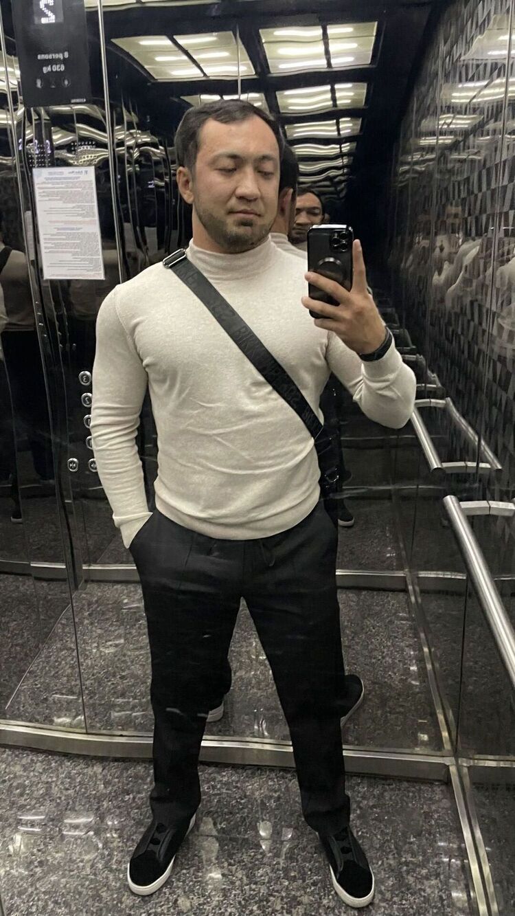  38036966  Danik, 37 ,    