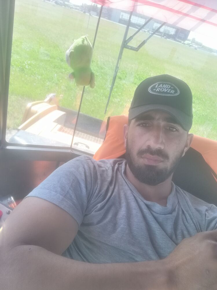  52271136  , 33 ,    