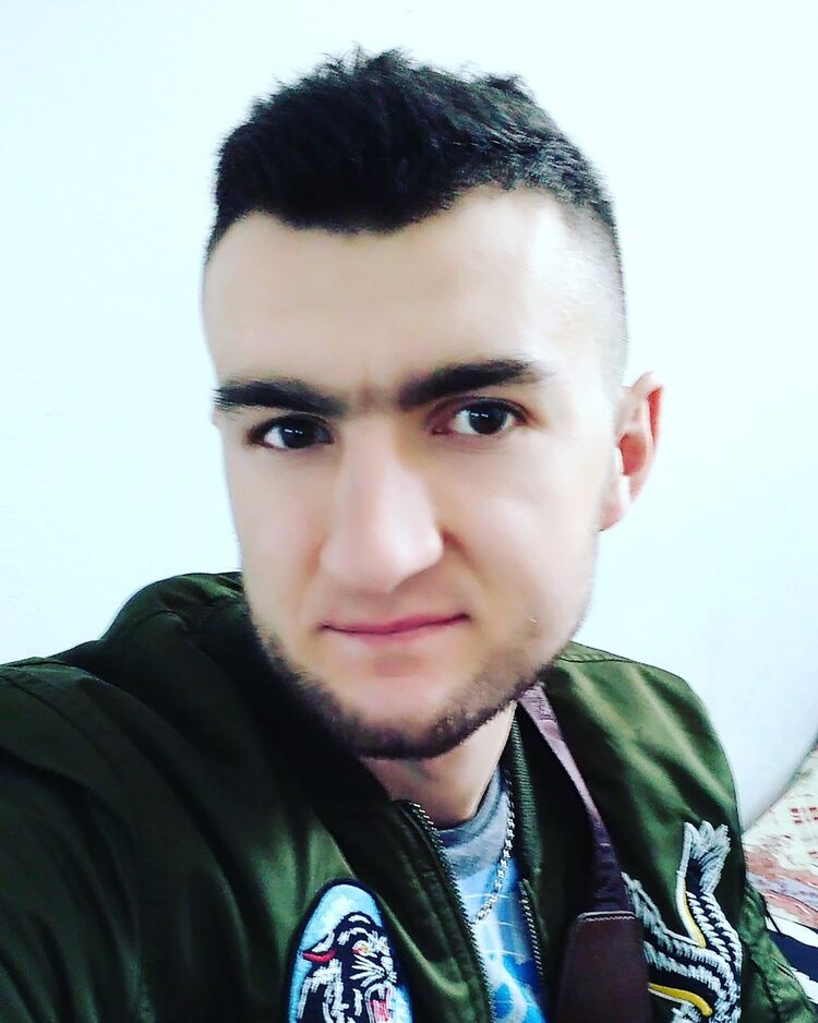  17712646  Vitalik, 30 ,    