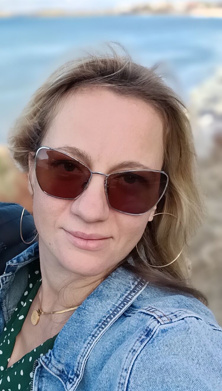  ,   Irina, 35 ,   ,   , c , 