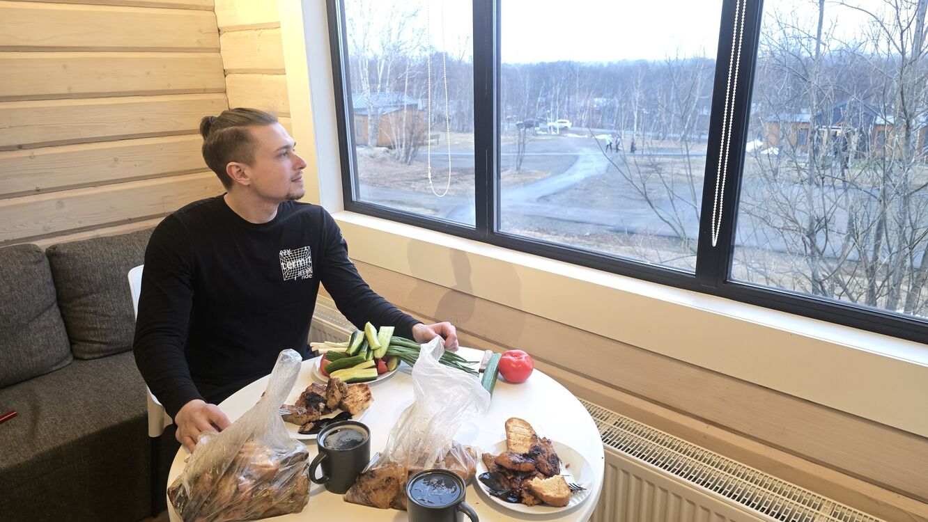  52518016  , 29 ,    -