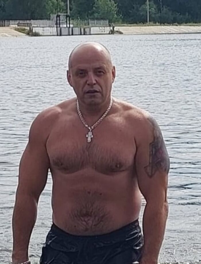  40694646  , 49 ,    