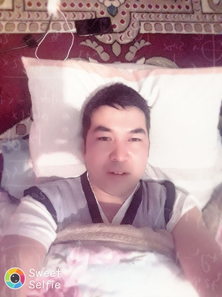  18091726  Uri, 35 ,    