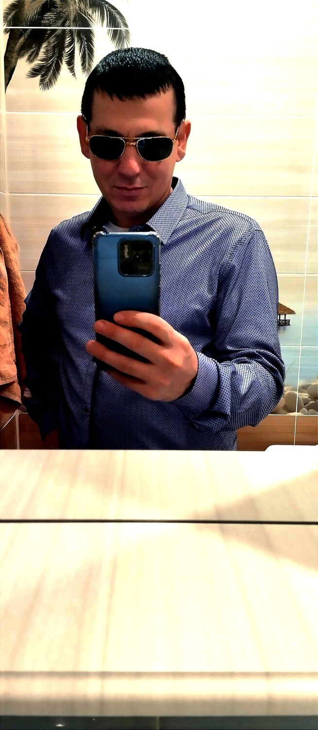  31837736  Damir, 35 ,    