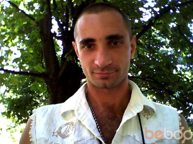  1116886  Artur, 42 ,    