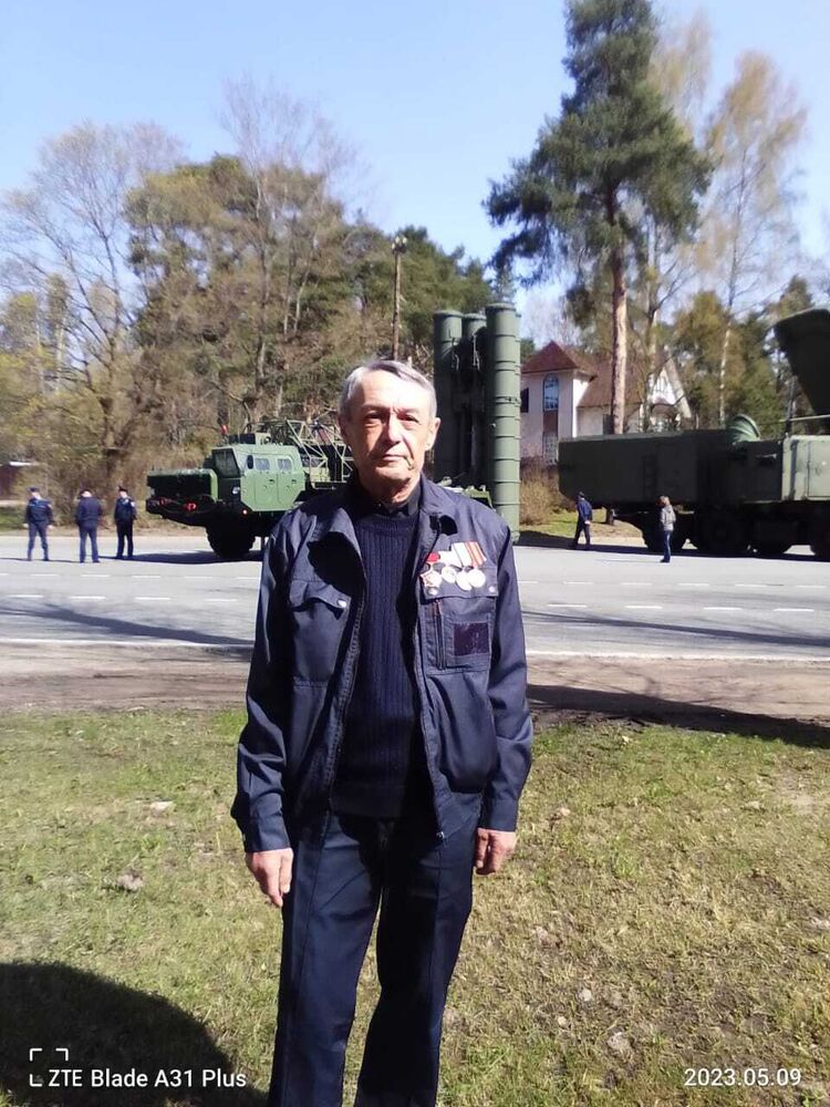  36282736  , 62 ,    -