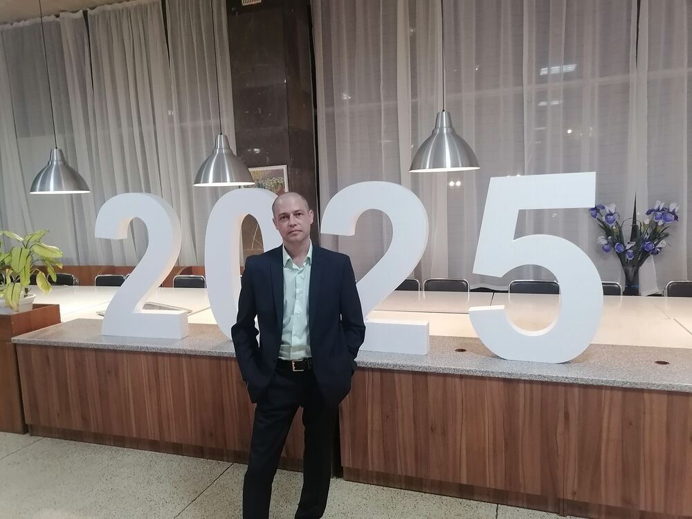  49679896  , 39 ,    