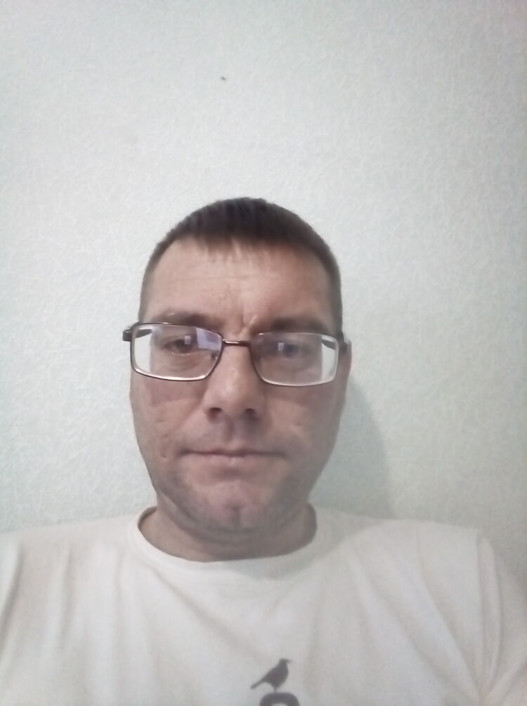  31262436  Renat, 41 ,    