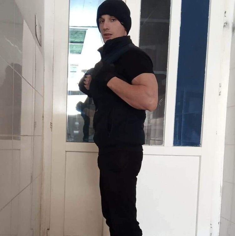  48460056  Aleksandr, 29 ,    