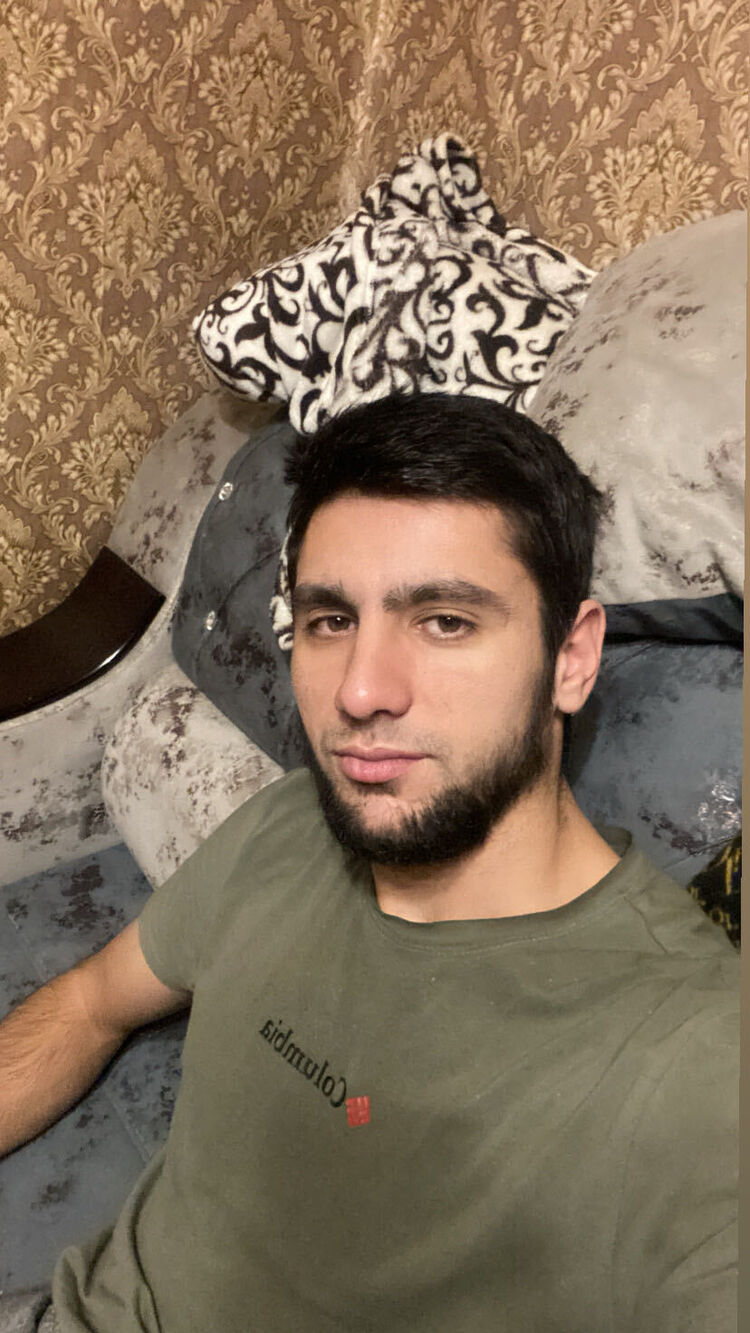  53473646  , 33 ,    