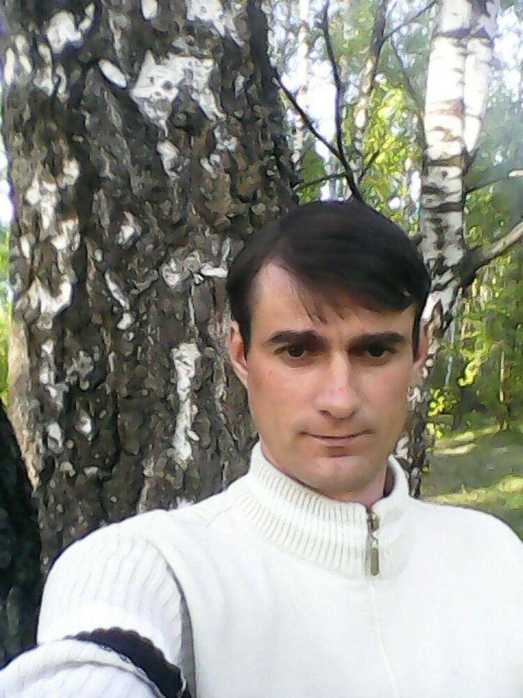  35817536  Denis, 41 ,    