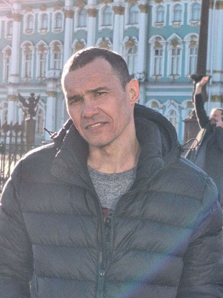  43971596  Aleksandr, 44 ,     