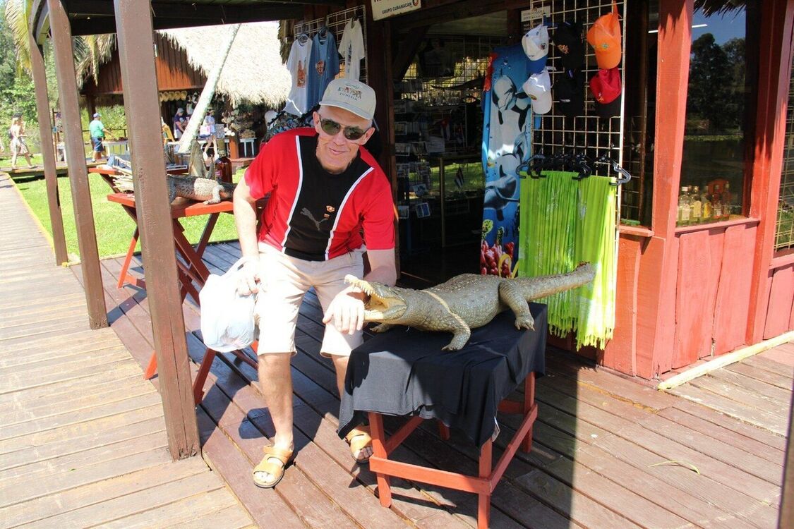  ,   Igor, 56 ,     , c 