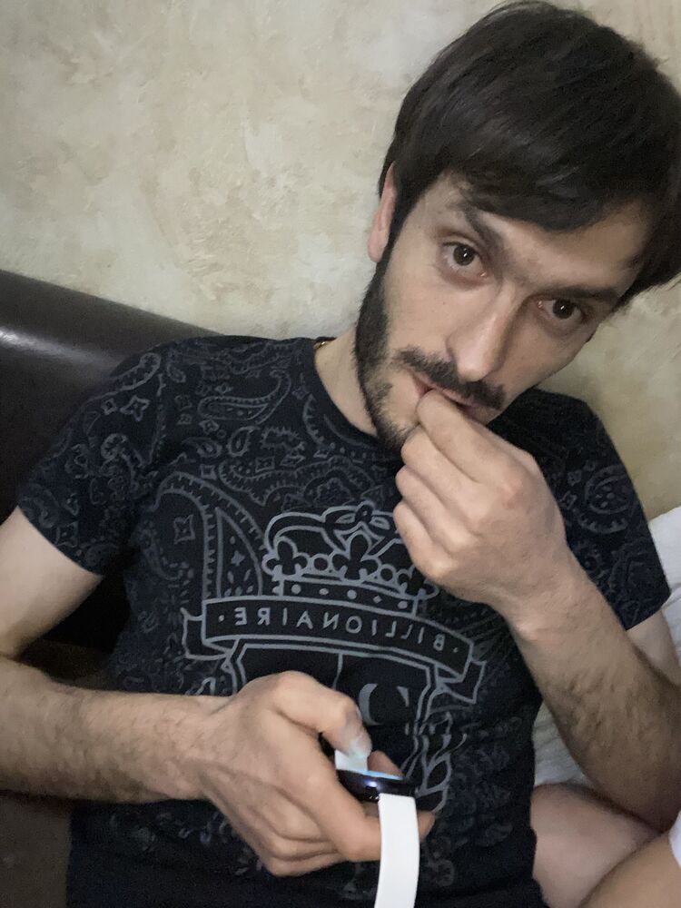  51352726  Narek, 34 ,    