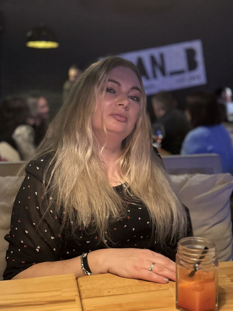   ,   Alyona, 42 ,   c 
