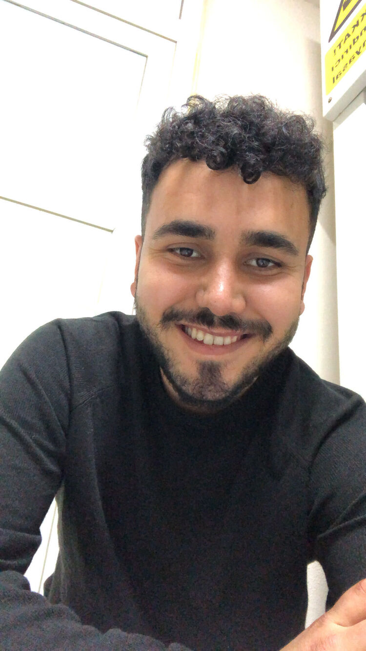  ,   Serhat, 25 ,   ,   