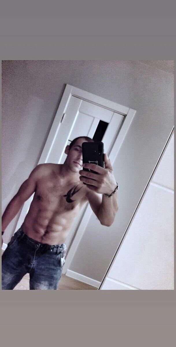  ,   Romik, 28 ,   
