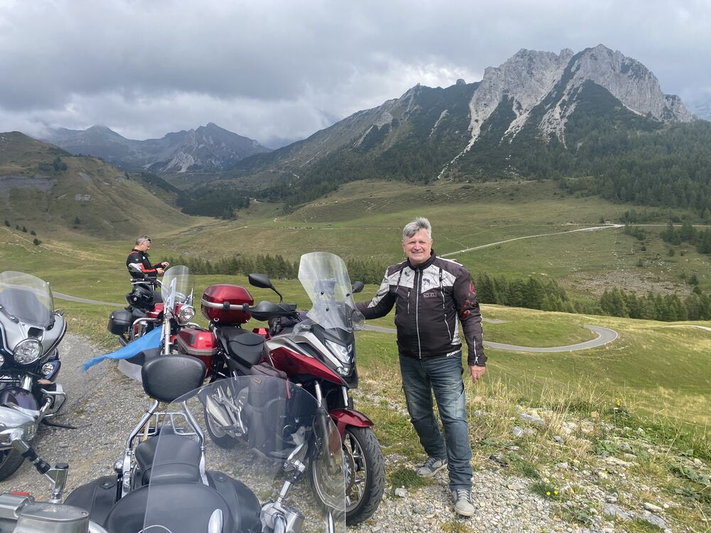  53069126  Vassili, 69 ,    