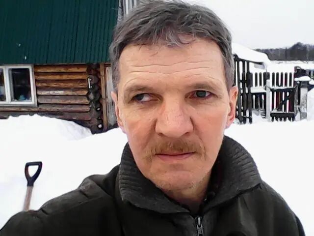  ,   Boris, 32 ,   c 