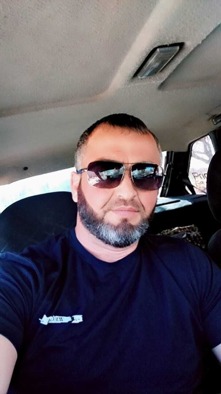  47204156  , 40 ,    