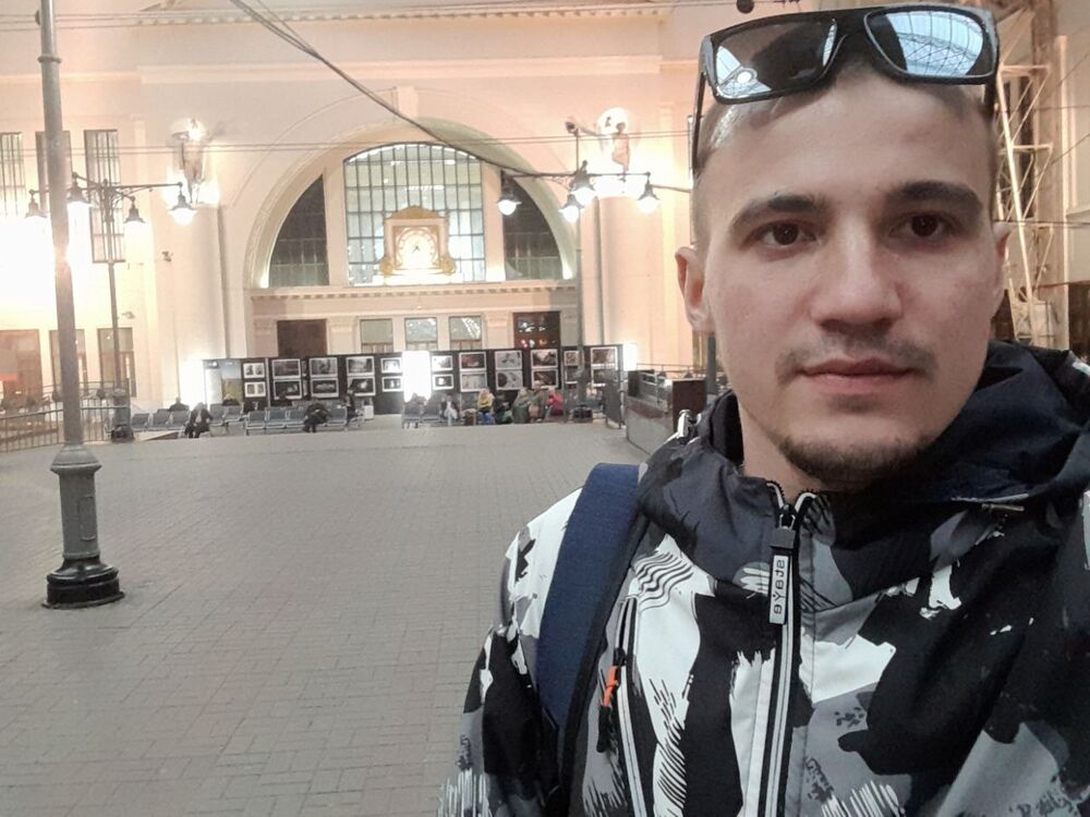  ,   Kirill, 25 ,   ,   