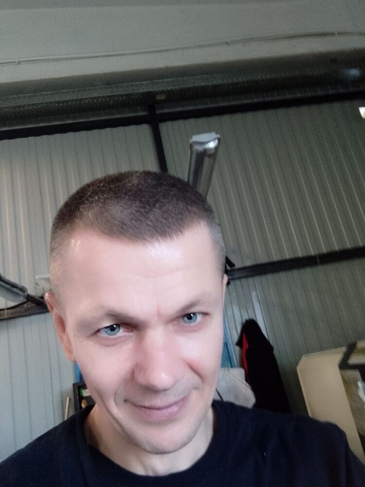  42522036  , 47 ,    