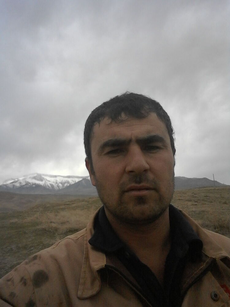  18368786  Jamshid, 38 ,    