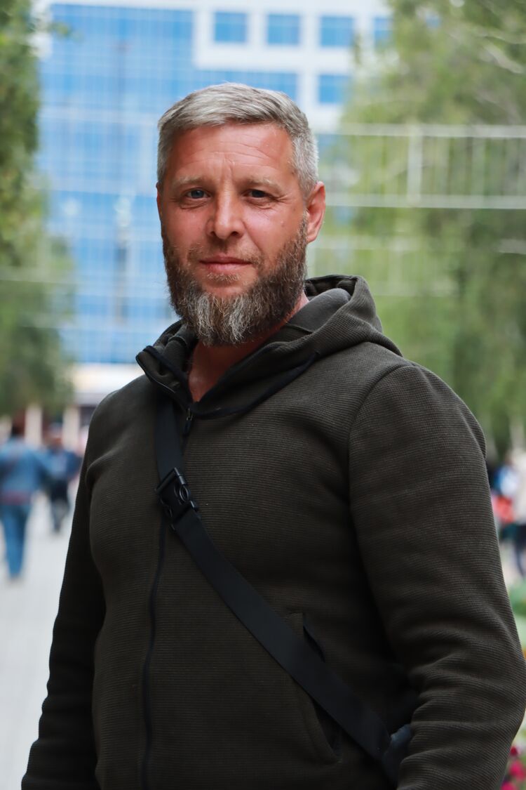  ,   Vadim, 42 ,   ,   , c , 