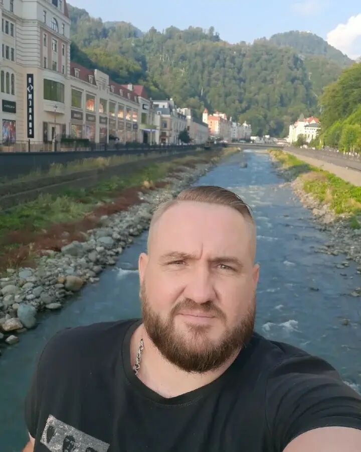  31602436  , 42 ,    