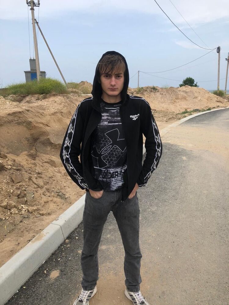  41058126  , 19 ,    