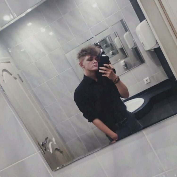 37481836  , 22 ,    