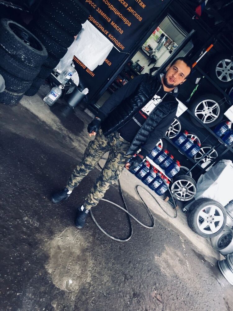  48097196  , 32 ,    