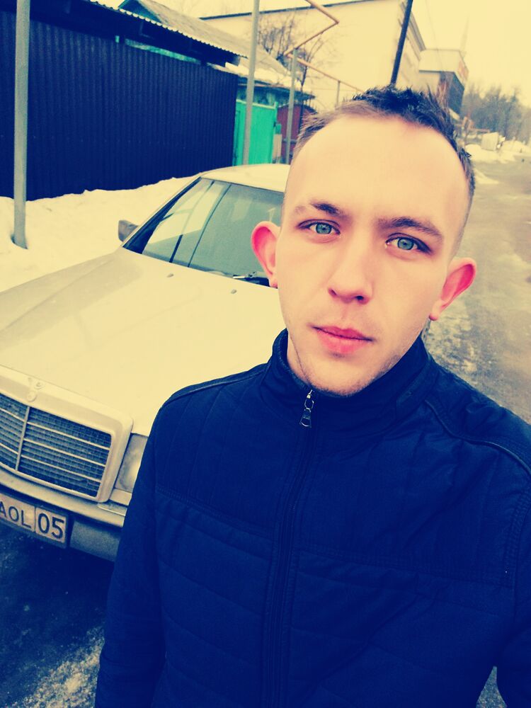  36881636  , 28 ,    