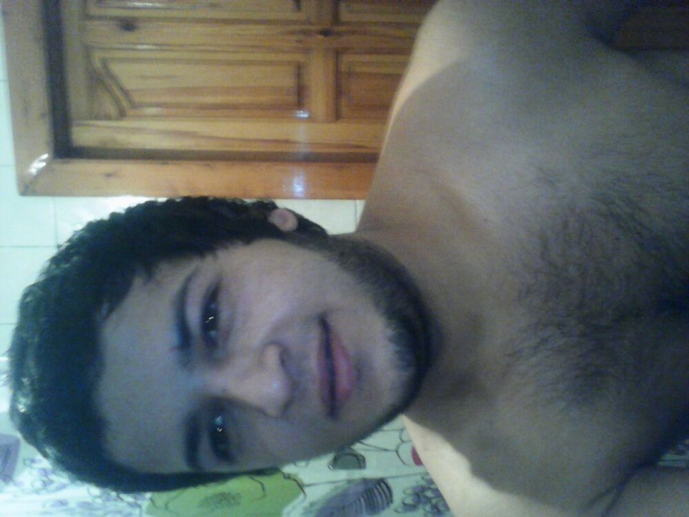 ���������� �����������, ���� ������� Adam, 33 ����, ������������ ��� ������