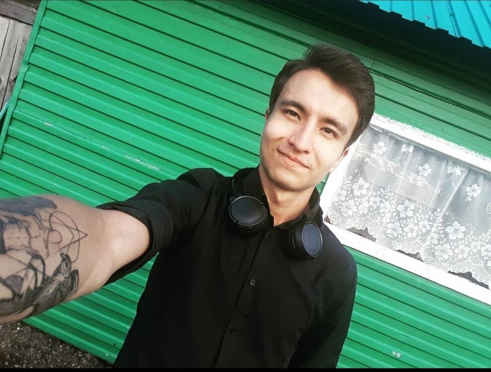  46014286  , 26 ,    