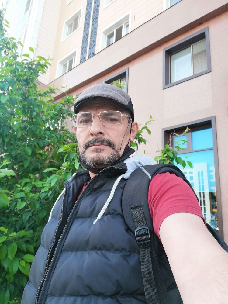  ,   Yusuf, 45 ,   ,   
