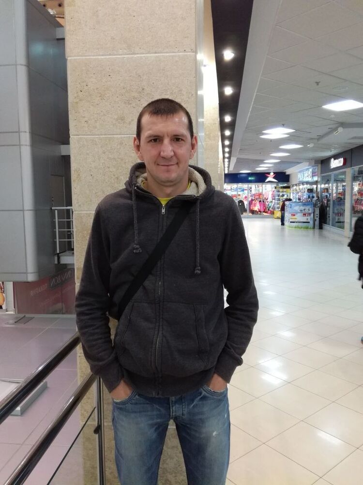 11660026  Rustem, 43 ,    