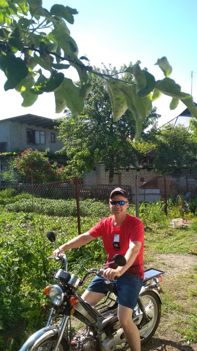  ,   Vladimir, 52 ,     , c 