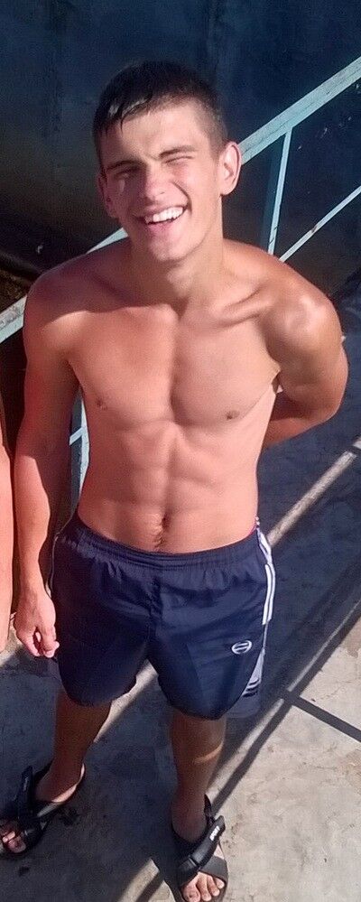  6933996  Sergey, 27 ,    