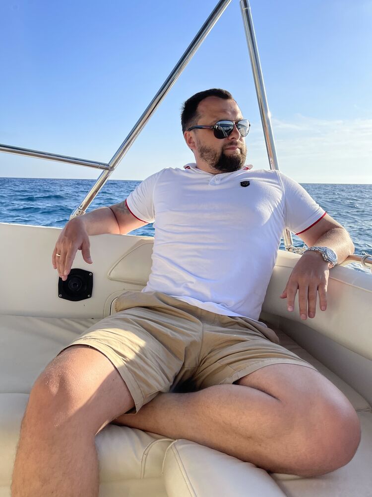 29560806  Felix, 40 ,    Alanya