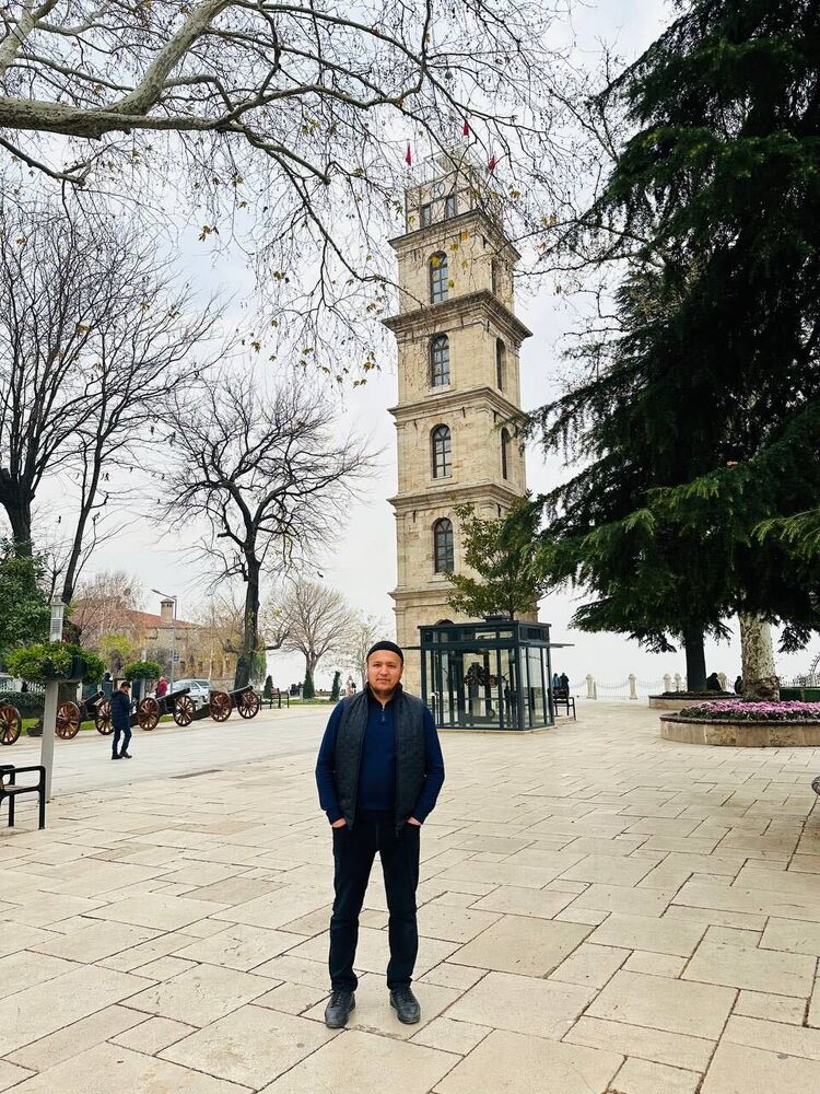  ,   Alisher, 44 ,   ,   