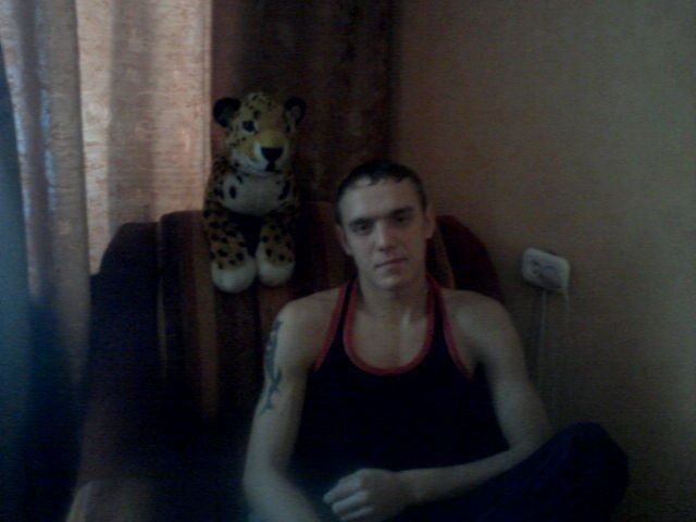  8580116  Alexs, 34 ,    