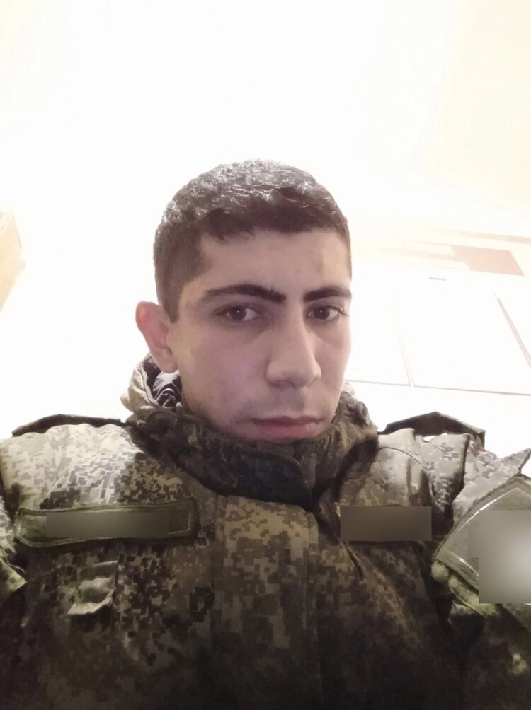  47459656  Bekir, 23 ,    