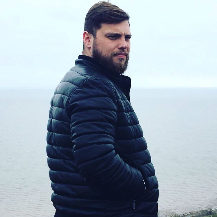  42395236  , 33 ,    --