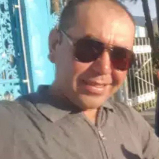  49066196  Akmal, 39 ,    