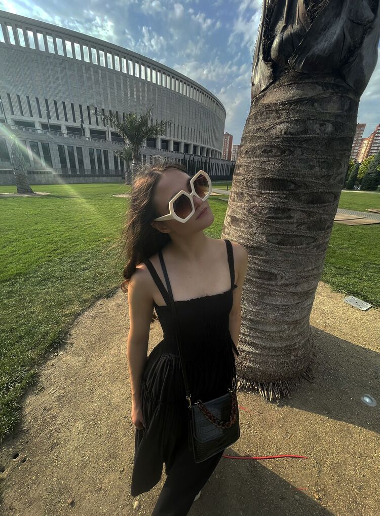  --,   Ksenya, 23 ,   
