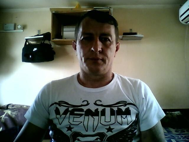  9710026  Sergio, 54 ,    